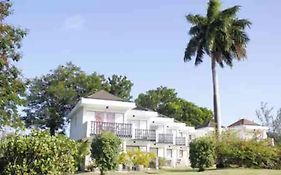 126 Friendship, Rockley Golf Club